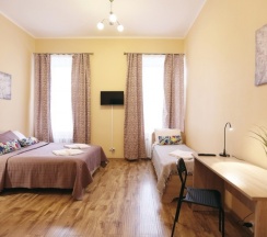 Трёхместный номер в МК Краски