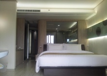 Двухместный номер Deluxe Chic tower двуспальная кровать в The Pattaya Discovery Beach Hotel Pattaya