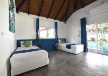 Четырёхместное бунгало beachfront в Sarana Bungalows