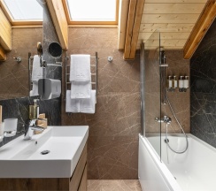Апартаменты с балконом и видом на горы в Stellar collection chalet, Krasnaya Polyana