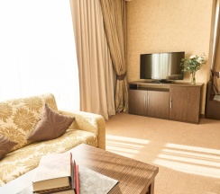 Люкс с красивым видом из окна в Kainar