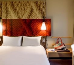 Двухместный номер MyRoom by Zane: Globetrotter двуспальная кровать в ibis Muenchen City