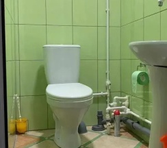 Двухместный семейный номер двуспальная кровать в Ленина