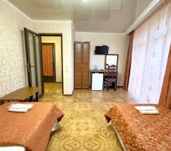 Двухкомнатный семейный четырехместный с балконом в Атриум