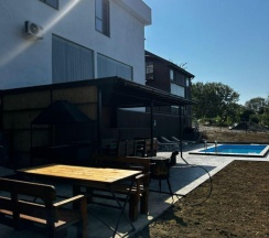 Коттедж премиум белый в Garden