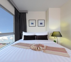 Люкс с 2 комнатами в The Grass Serviced Suites by At Mind