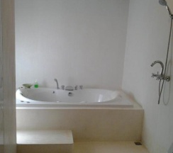 Двухместный полулюкс двуспальная кровать в Sand Sea Resort