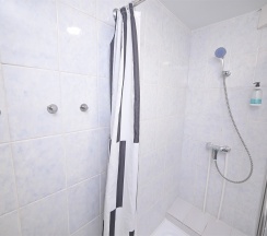 Эконом трехместный в Alma