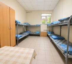 Койко-место в женском номере на 8 человек в Гарант