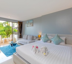 Номер Deluxe с балконом в Club Bamboo Boutique Patong Beach Resort