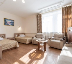 Номер стандарт с 2 односпальными кроватями в Маргобай