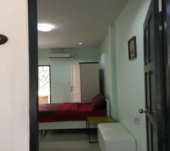 Двухместный номер Standard Цокольный этаж двуспальная кровать в Rayonghouse Resort