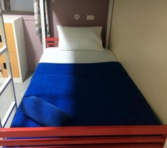 Кровать в общем номере в Captan Home