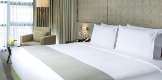Бангкок: Отель Holiday Inn Bangkok Sukhumvit by IHG