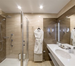 Standard  с двуспальной кроватью King-Size в Башкирия