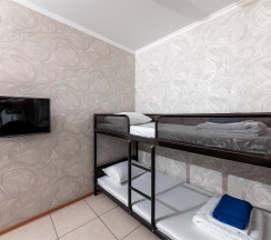 Двухкомнатная квартира с отдельным входом на 1 этаже ул. Красногвардейская д.5 в Милка