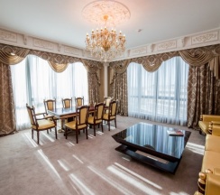 Президентский Люкс в Artis plaza hotel