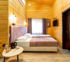 4. Стандартный номер с двуспальной кроватью или двумя односпальными в Усадьба Маанселька