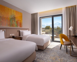Двухместный номер Classic с балконом 2 отдельные кровати в Swissotel Wellness Resort Alatau Almaty
