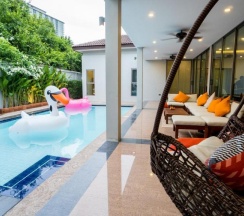 Вилла Deluxe с 5 комнатами в Villa Navin Resort