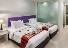 Двухместный номер Superior двуспальная кровать в Armoni Patong Beach Hotel