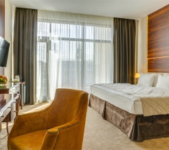 Люкс с видом на реку в Viewpoint Hotel