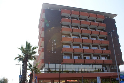 Торре-Педрера: Отель Hotel Palazzo Caveja