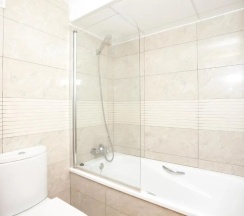 Апартаменты с 3 комнатами с видом на бассейн в Ibersol Spa Aqquaria Suites