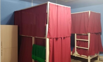 Кровать в общем номере (мужской номер) в Добро Пожаловать