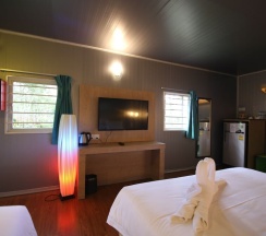 Трёхместный номер Standard в VJ Villa & Container Stay