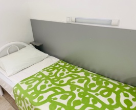 Двухместный номер с раздельными кроватями без окна в Sunny Sochi Hostel