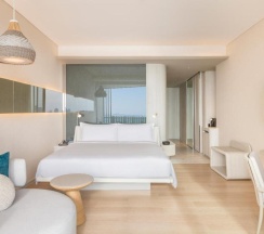 Двухместный номер Hilton Executive с видом на океан двуспальная кровать в Hilton Pattaya