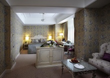 Collection Premium Room в Radisson Collection Hotel Moscow