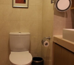 Двухместный номер с видом на горы 2 отдельные кровати в Royal View Hotel