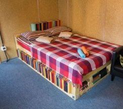 Дизайнерская студия c двуспальной кроватью с кухонным уголком (АЛЬФА) в Gallery and more