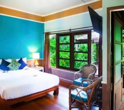 Бунгало Deluxe с балконом в Курортный отель The Fair House Beach Resort & Hotel