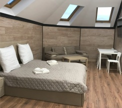 Семейные апартаменты в Maziiz hotel на Советском