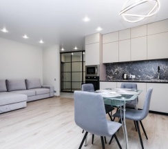 Апартаменты Clever House трехкомнатные Modern( ул. Щербаковский переулок,7) в ApartKazan у Кремля