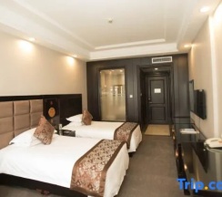 Семейный люкс в Handing International Hotel