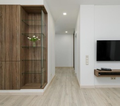 2-комнатные апартаменты люкс с балконом, вид на горы (#140) в Geo Apart