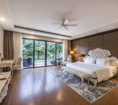 Вилла с 4 комнатами с видом на бассейн в Vinpearl Resort & Spa Nha Trang Bay