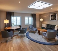 Двухместный люкс Дуплекс двуспальная кровать в Hilton Cologne