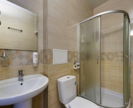 Студия Люкс в Мартон Шолохова