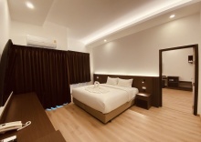 Четырёхместный семейный номер Standard в GEEN Hotel Chonburi