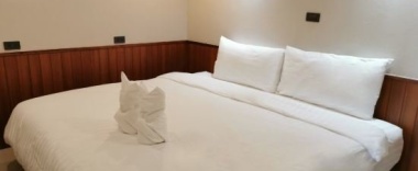 Двухместный семейный люкс Deluxe в A Sleep Bangkok Sathorn