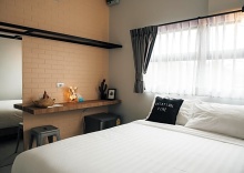 Двухместный номер Standard двуспальная кровать в Journey Hostel Suratthani