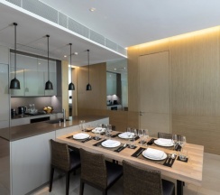 Двухместный люкс Azure с балконом двуспальная кровать в Twinpalms MontAzure Phuket Resort