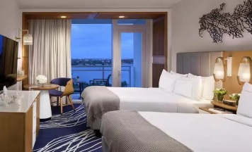 Двухместный номер Tower с балконом и с видом на воду 2 отдельные кровати в Hilton Fort Lauderdale Marina