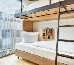 Четырёхместный номер Standard в H2 Hotel Leipzig