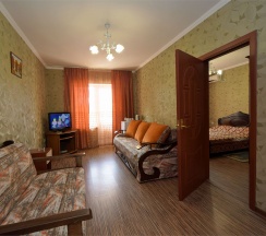 ЛЮКС в Афина